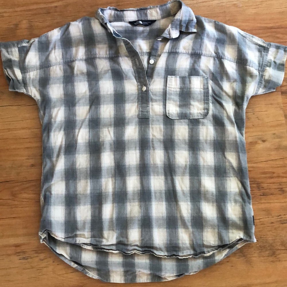 North Face Pullover Shirt